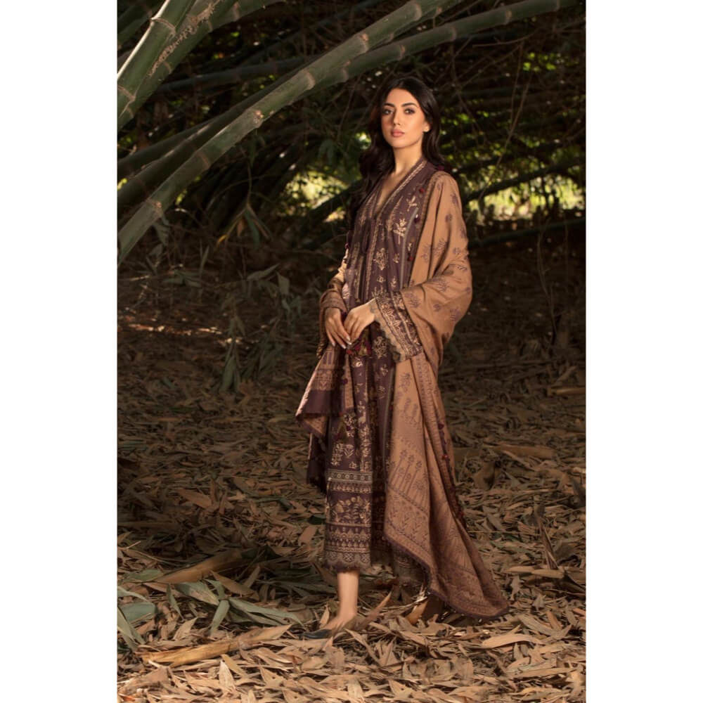 Sobia Nazir, Winter Shawl, Design 3A