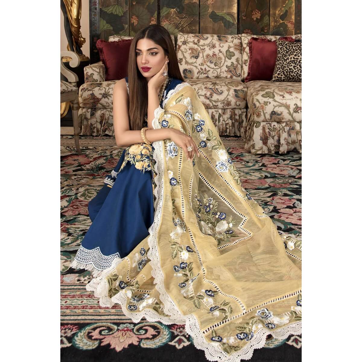 Crimson by Saira Shakira, Luxury Lawn, D4-A